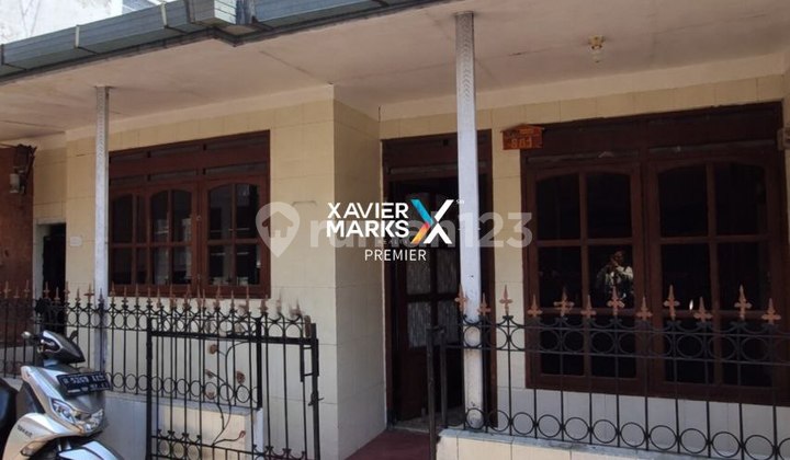 Rumah Pusat Kota 2 Lantai di Kayutangan Klojen Malang