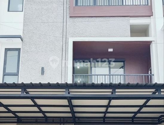 Active Full Furnish Boarding House in Graha Agung Merjosari Malang 1