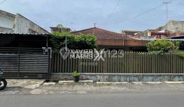 One Step to Soekarno Hatta House on Jl Bunga Sri Gading Malang