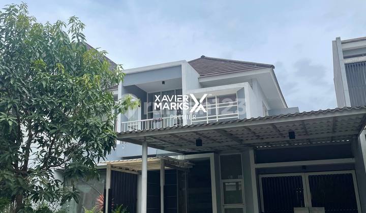 Rumah Modern 2 Lantai di Ijen Nirwana Malang