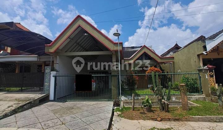 Rumah Terawat Kawasan Nyaman di Bukit Cemara Tidar Malang Rumah Terawat Kawasan Nyaman di Bukit Cemara Tidar Malang