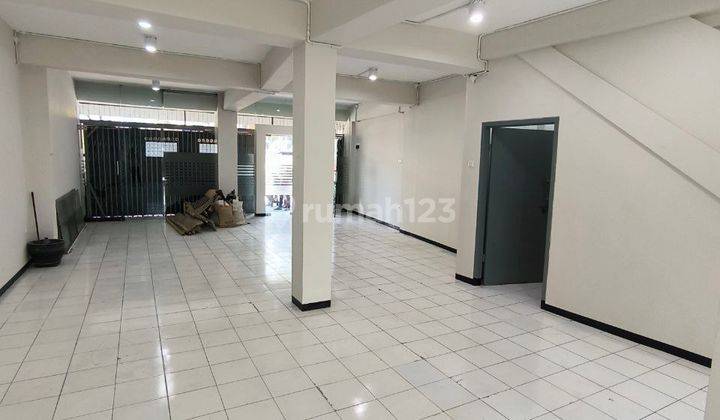 Ruko Baru Renovasi di Jalan B S Riadi Malang 2