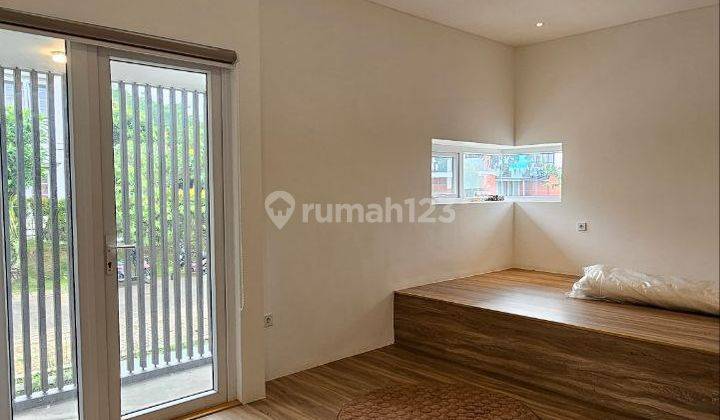 Rumah Villa Baru Cantik Furnish di Taman Dayu Ciputra Pandaan 2