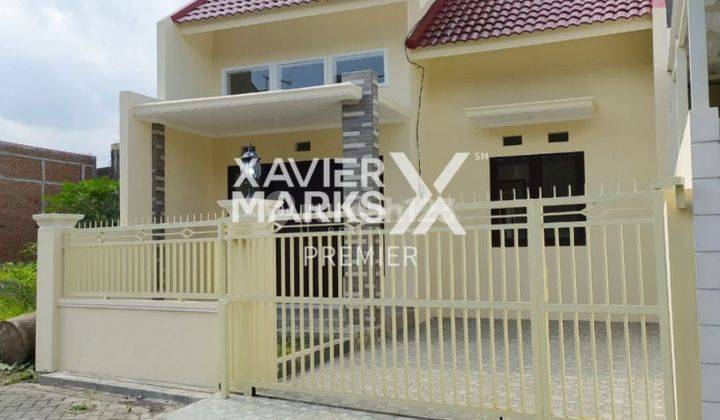 Rumah Minimalis Row Jalan Lebar di Bantaran Barat Malang 1