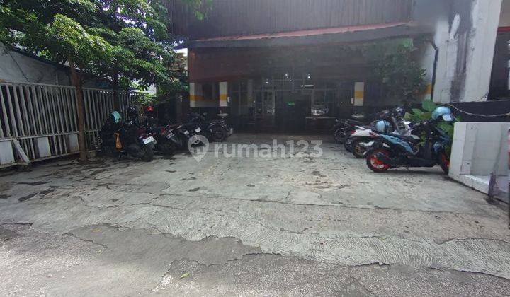 Ruang Usaha Poros Jalan Mt Haryono Malang Dekat Ub 1