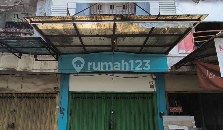 Ruko Siap Huni Poros Jalan di Raya Gadang Malang Ruko Siap Huni Poros Jalan di Raya Gadang Malang