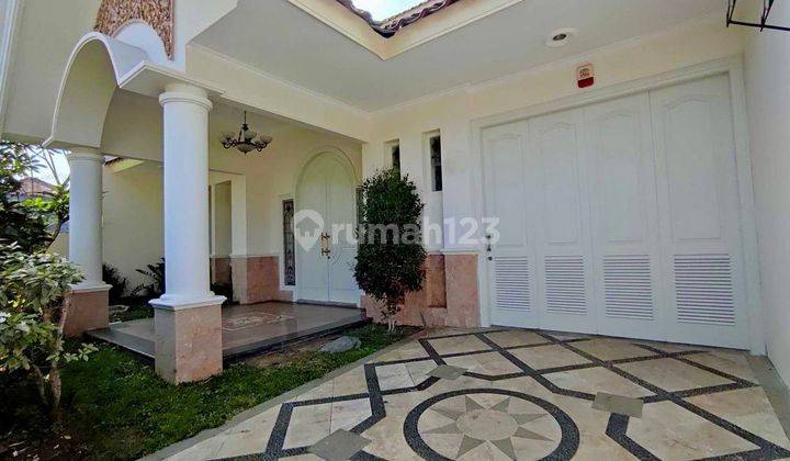 Rumah Full Furnish Mewah di Araya Golf Malang 2