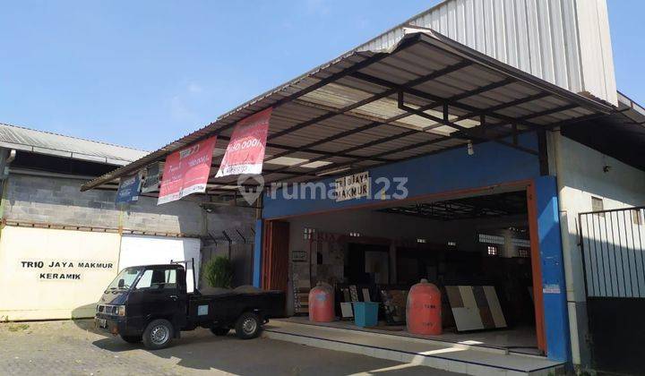 Gudang Poros Jalan Raya Krebet Malang 1