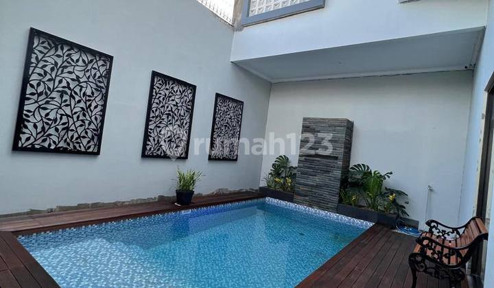Rumah Villa 2 Lantai Full Furnish di Kencana Residence Malang 2