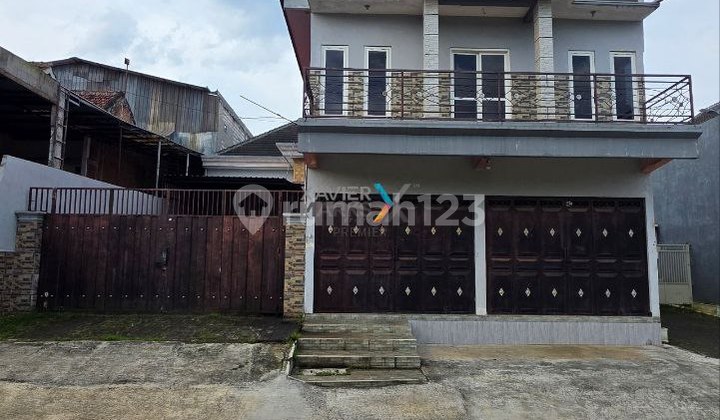 2-Storey Commercial House in Row, Wide Road, Niwen Sidorahayu, Malang 1