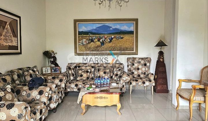 Semi-Furnished Modern Tropical House in Villa Puncak Tidar, Malang 2