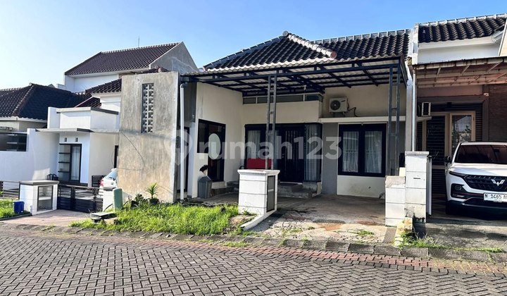 Rumah di Villa Puncak Tidar Malang Harga Miring Semi Furnish Rumah di Villa Puncak Tidar Malang Harga Miring Semi Furnish