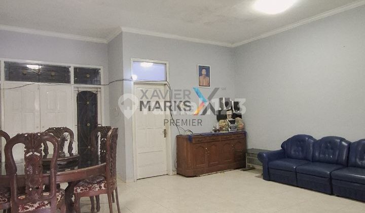 Hook House Near Widyagama Campus in Bantaran Malang 2