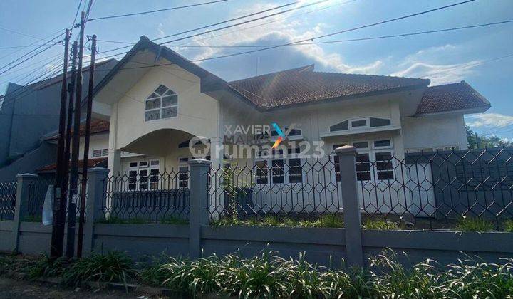 Rumah Hook Bangunan Terawat di Bengawan Solo Malang 1