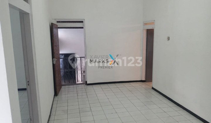 Ready-to-Occupy House Newly Built Renovation on Jl Teluk Teluk Malang 2