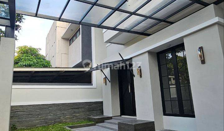 Rumah 2 Lantai Lokasi Premium di Araya Golf Malang 2