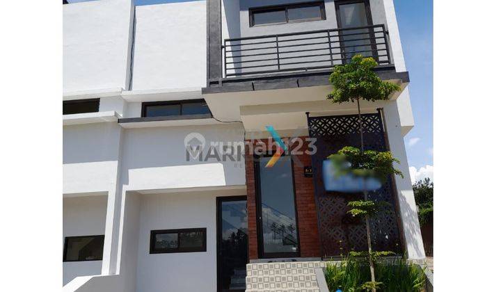 Rumah Hook 2 Lantai Cantik Minimalis di Merjosari Malang 1