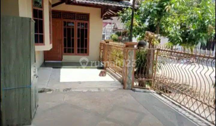 Rumah Hook Dekat Pusat Kota di Bumi Meranti Wangi Malang 2