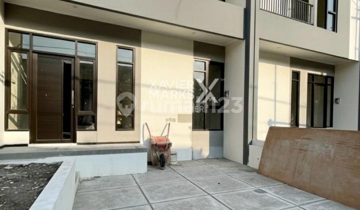 Rumah Baru Gress Minimalis di Pandanwangi Malang