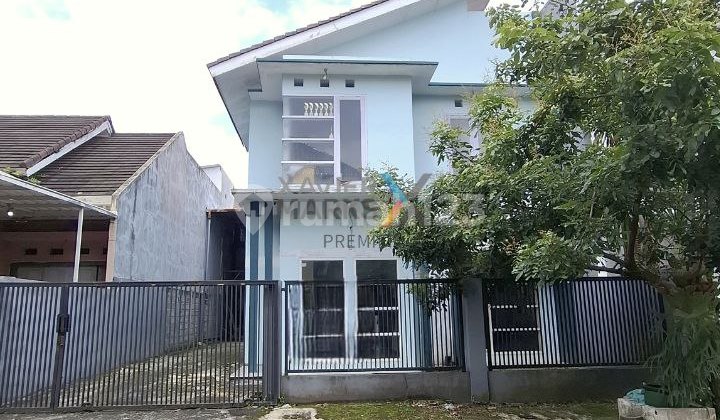 Rumah Pusat Kota Kawasan Komersial di Permata Jingga Malang