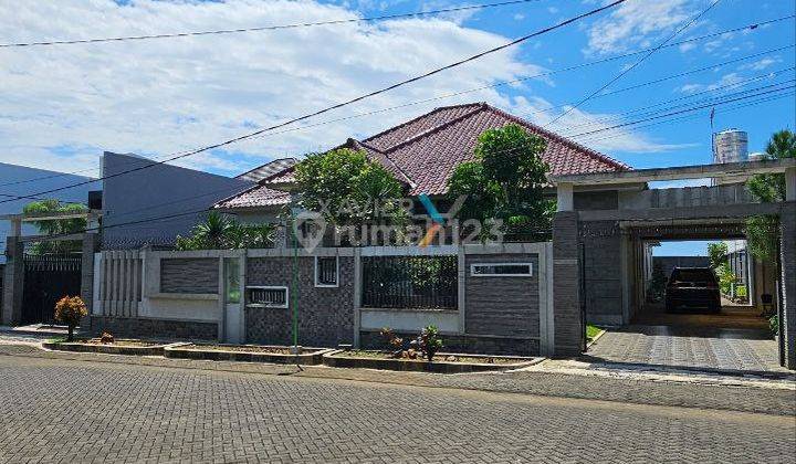 Rumah Mewah Kawasan Nyaman Tenang di Lembah Dieng Malang 1