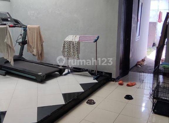 Rumah Dekat Kampus Bangunan Terawat di Jl Bunga Sansivera Malang 2