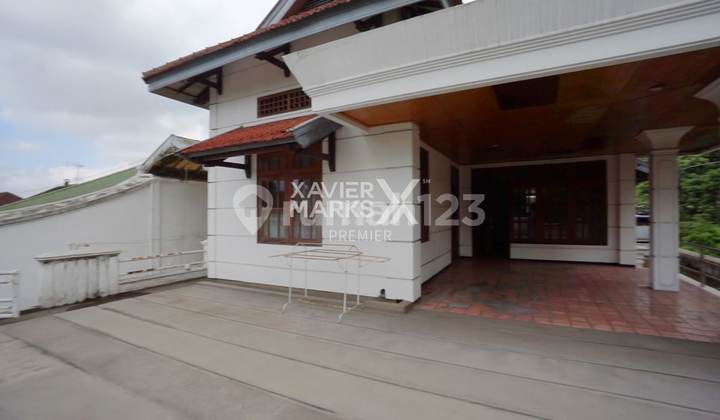 A Step to the Square House at Cipto Klojen Malang 2