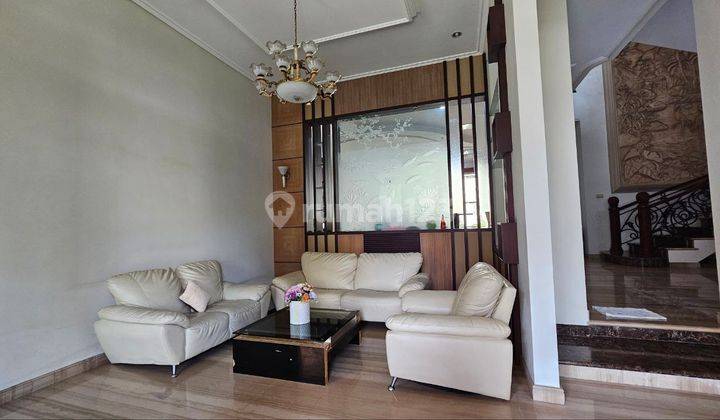 Rumah 2 Lantai Mewah Premium di Istana Dieng Malang 2