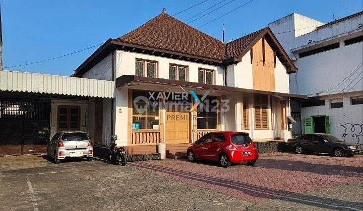 Rumah Usaha Vintage Startegis di Laksamana Martadinata Malang 1