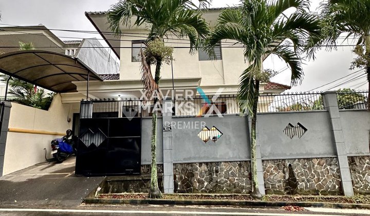 Rumah Hook Terawat Siap Huni di Tidar Bawah Malang