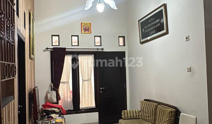 Rumah 2 Lantai Full Furnish di Graha Pelita Asri Malang 2
