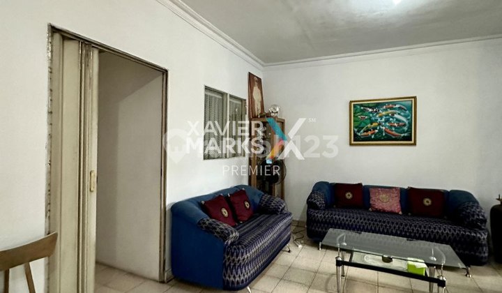 A Step Away to Ijen House at Jl Gunung-Gunung Malang 2