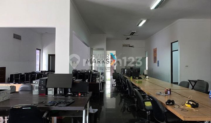 Rumah di Boulevard Pondok Blimbing Indah Malang Siap Huni