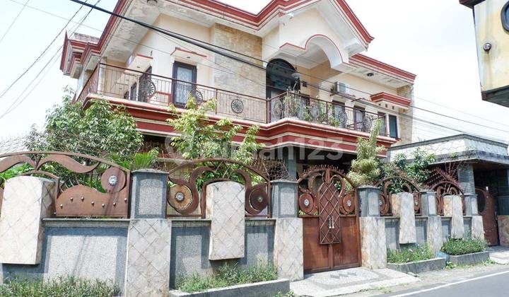 Rumah Hook 2 Lantai Terawat di Lowokwaru Malang 1