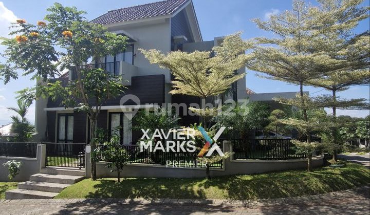 Rumah Full Furnish Posisi Hook di Austinville Malang