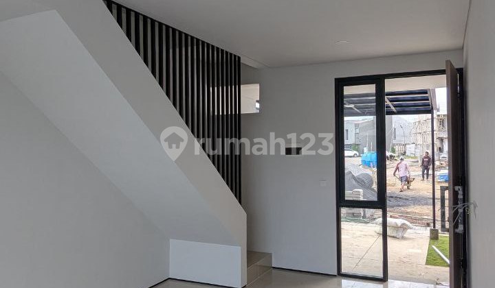 Rumah Baru di Araya Malang Minimalis Modern 2