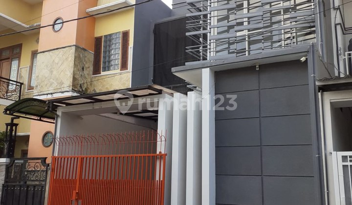 Rumah Kos Aktif Kawasan Kampus di Jl Sunan Kalijaga Malang Rumah Kos Aktif Kawasan Kampus di Jl Sunan Kalijaga Malang