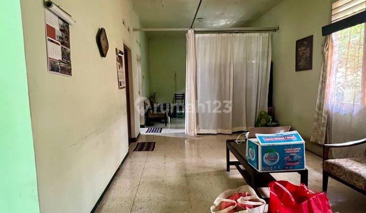 Rumah Hitung Tanah Dekat Kampus di Jl Bunga-bunga Malang 2