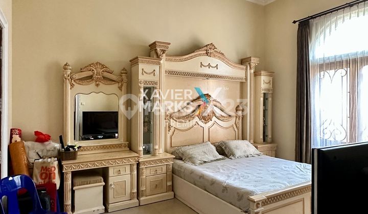 Rumah Klasik Romawi Full Furnish di Araya Malang  2