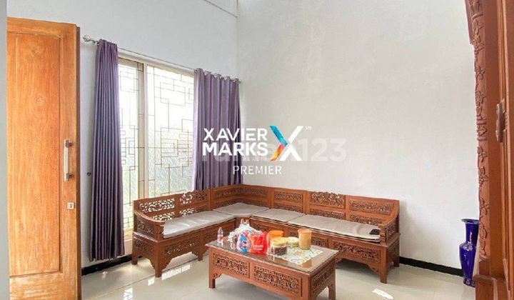 2-Story House One Step to Toll Exit in Cemorokandang, Malang 2