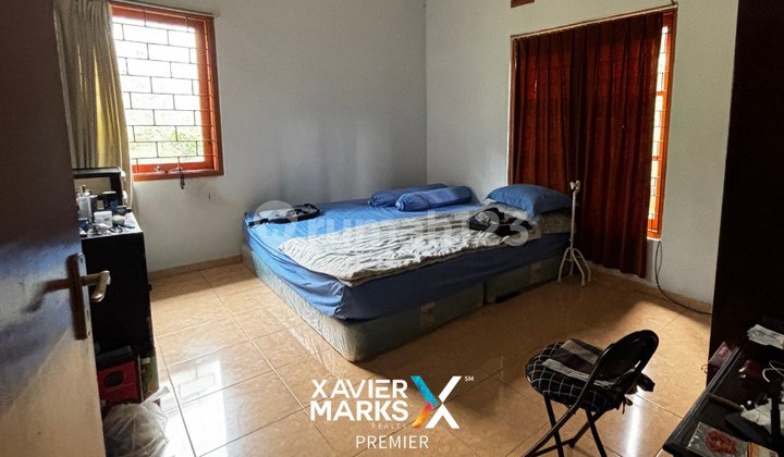 House + Tourist Area Boarding House on Jl Imam Bonjol Sisir Batu 2