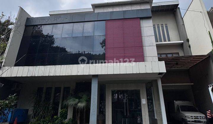 Ruang Usaha Full Furnish Nol Jalan Langsep Klojen Malang 1