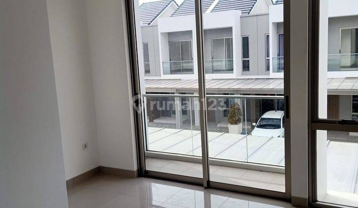 Rumah Nyaman Aman Cluster Scarlet Pantai Indah Kapuk PIK 2