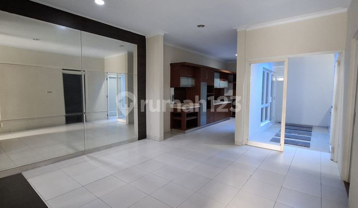 House for Sale. Quick. Tourist City. Ready to Live. Good.