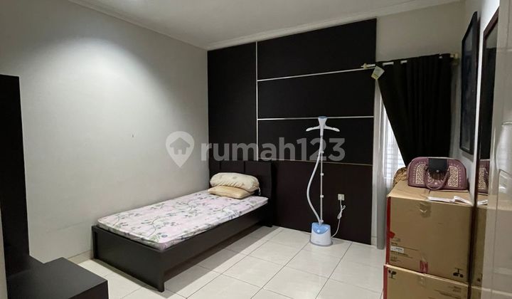 House for Quick Sale Boelevard Ready to Occupy.nice.close to Mall 2