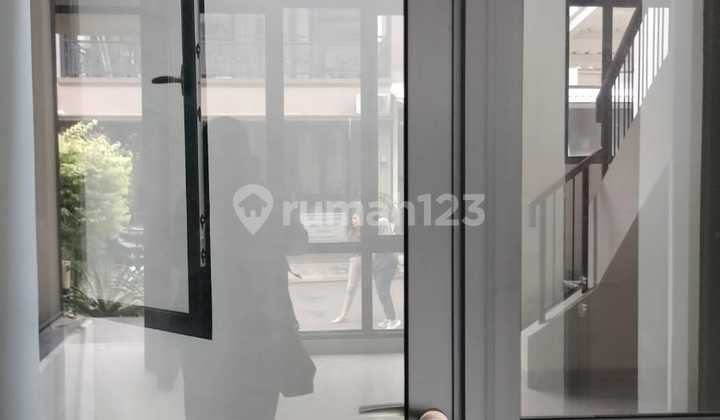 Good Ready-to-Occupy House in Kota Wisata Near Mall 2