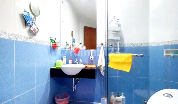 Sewa 2br Unit Khusus Apt Royal Medit Lt.rendah 2