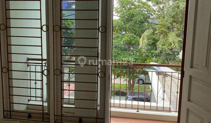 DIJUAL RUMAH 2 LANTAI TAMAN COSMOS 1