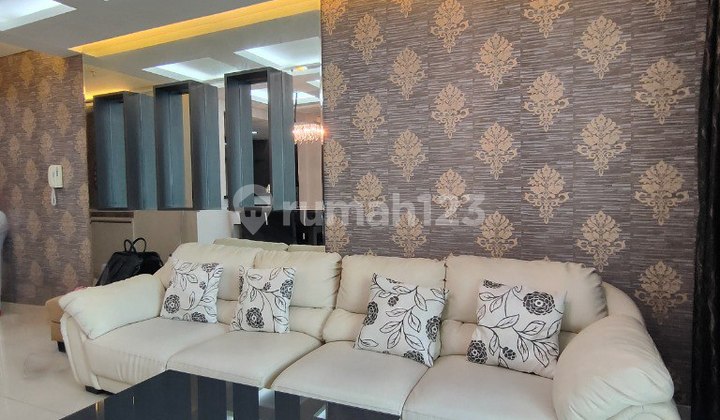 Jual Apartemen Central Park 2+Br Fully Furnish Jual Apartemen Central Park 2+Br Fully Furnish