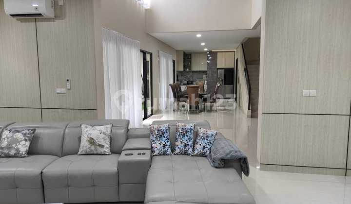 Dijual Rumah Siap Huni Bagus Terawat Di Sumarecon Cluster Emily 1